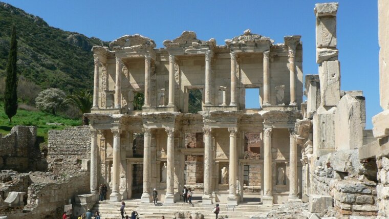 Ephesus: Celsus-Bibliothek (2. Jh.)