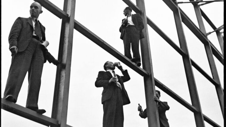 Richtfest Bundestag, Arbeiter in der Stahlkonstruktion